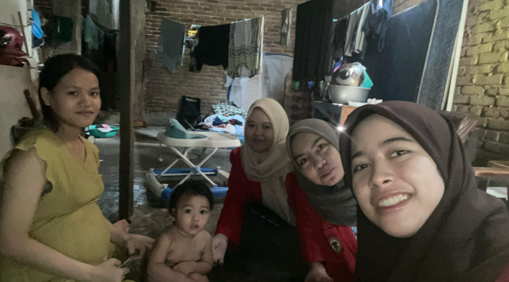 Kunjungan ke-7 ke Rumah Ibu Padila dan Adik Febrian